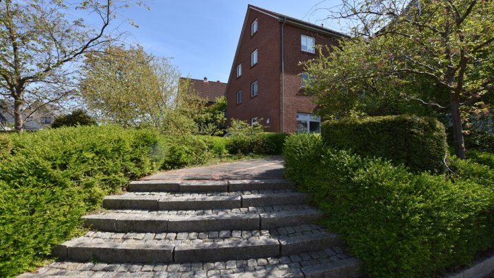 INVESTOREN HIGHLIGHT Wohn- u Geschäftshaus 7 WE + Gewerbe + Parkplatz in Eutin -OTTO STÖBEN GmbH