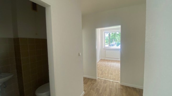 HERBST-ANGEBOT: MIETFREIE ZEIT IN BRUNSBÜTTEL Renovierte 2-Zimmer-Wohnung + Balkon OTTO STÖBEN GmbH