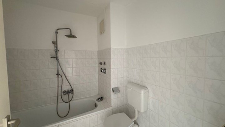 1 MONAT MIETFREI! Schicke Dachgeschosswohnung inkl Einbauküche Brunsbüttel - Otto Stöben GmbH