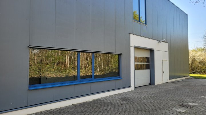 Moderne und funktional geplante Gewerbehalle in Schönkirchen zu erwerben! OTTO STÖBEN!