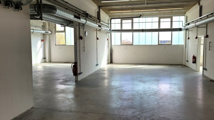 Moderne und funktional geplante Gewerbehalle in Schönkirchen zu erwerben! OTTO STÖBEN!