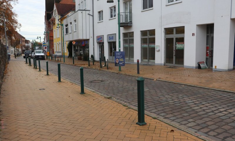 Laden provisionsfrei zu vermieten! Gute Passantenfrequenz für Ihr Business!  OTTO STÖBEN!