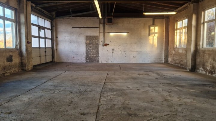 Werkhalle mit Büro und Lager im Ostseebad Schönberg – für Käufer provisionsfrei! OTTO STÖBEN!