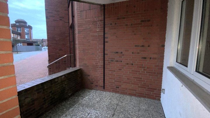 BRUNSBÜTTEL: 1 Monat keine Kaltmiete zahlen! Bezugsfreie 2-Zimmer-Wohnung mit Balkon im Erdgeschoss