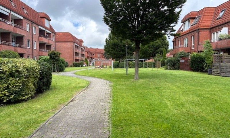 BRUNSBÜTTEL: 1 Monat keine Kaltmiete zahlen! Bezugsfreie 2-Zimmer-Wohnung mit Balkon im Erdgeschoss