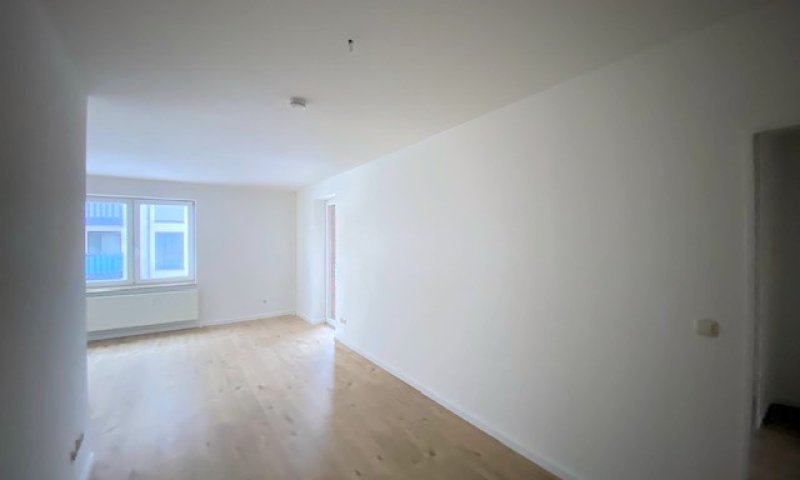 Eine Kaltmiete geschenkt! 2,5-ZW mit Balkon (NUR MIT WBS), in Brunsbüttel - Otto Stöben GmbH