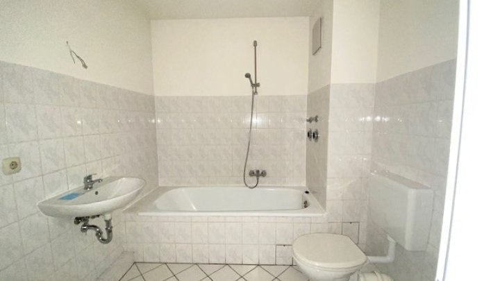 BRUNSBÜTTEL: 1 Monat mietfrei wohnen! 2,5-Zimmer-Whg. mit Balkon (NUR MIT WOHNBERECHTIGUNGSSCHEIN)