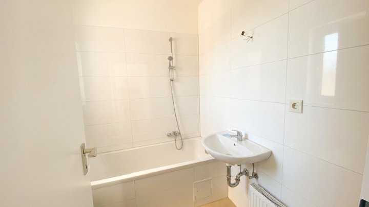 AB SOFORT: MIETFREIE ZEIT IN BRUNSBÜTTEL Renovierte 2-Zimmer-Wohnung + Balkon OTTO STÖBEN GmbH