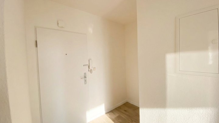 AB SOFORT: MIETFREIE ZEIT IN BRUNSBÜTTEL Renovierte 2-Zimmer-Wohnung + Balkon OTTO STÖBEN GmbH