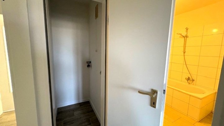 AB SOFORT: MIETFREIE ZEIT IN BRUNSBÜTTEL Renovierte 2-Zimmer-Wohnung + Balkon OTTO STÖBEN GmbH