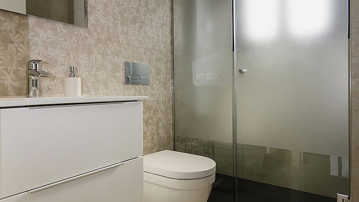 Exklusive Villen mit 3 - 4 Schlafzimmern, 3 Bädern, 1 Gäste-WC, Dachterrasse und Privatpool nur 600 m vom Strand