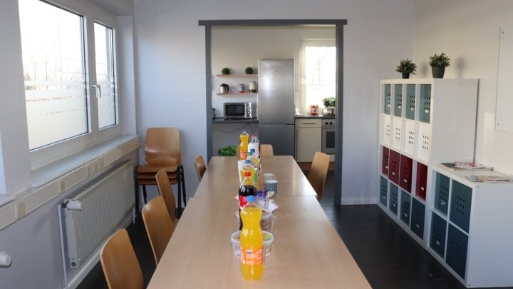 Zentrale Hallen- und Büroflächen fürs produzierende Gewerbe oder für Lagerzwecke! OTTO STÖBEN!