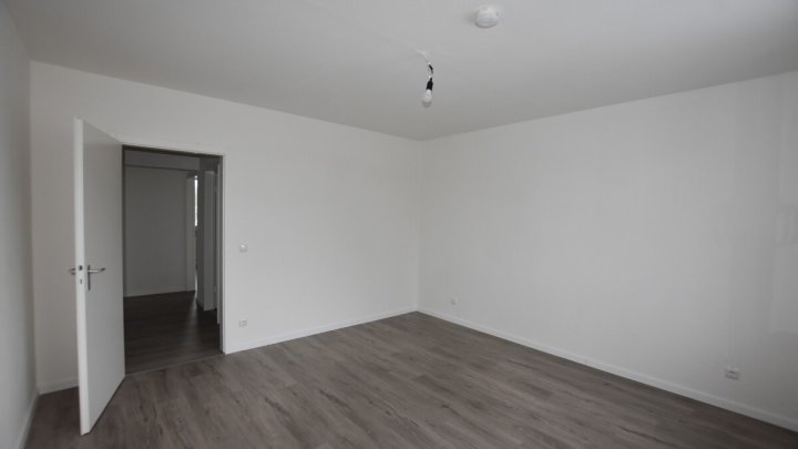 Helle 4-Zimmer-Wohnung+ 2 Balkone + Gäste-WC in Bad Schwartau - OTTO STÖBEN GmbH