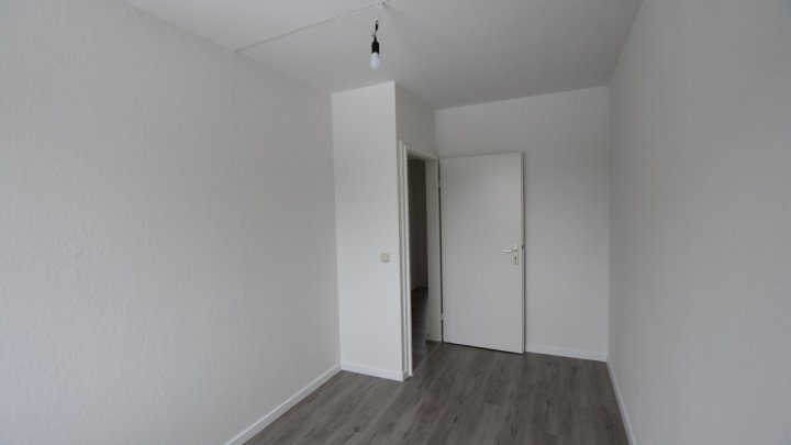 Helle 4-Zimmer-Wohnung+ 2 Balkone + Gäste-WC in Bad Schwartau - OTTO STÖBEN GmbH