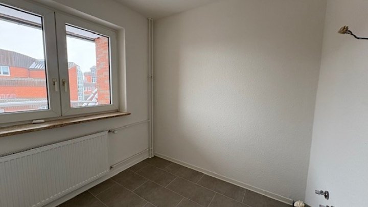 1 Monat keine Kaltmiete zahlen! Bezugsfreie 2-Zimmer-Wohnung in Brunsbüttel- Otto Stöben GmbH