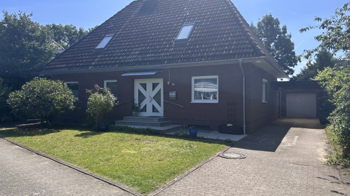 Familienparadies: EFH mit Garten, Carport und Garage in Boostedt - OTTO STÖBEN GmbH