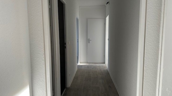 Frisch sanierte 4-ZW in der Helsinkistr. 92 in Kiel zu vermieten! Otto Stöben GmbH