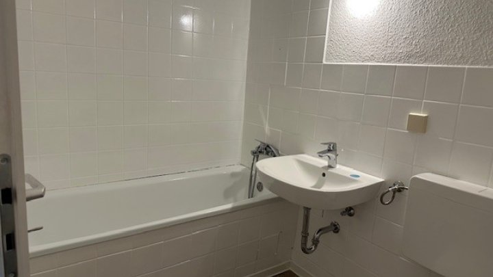 1,5 ZW in der Helsinkistr. 80 in Kiel zu vermieten! Otto Stöben GmbH