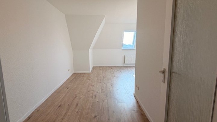 Eine Kaltmiete frei: sanierte 3-ZW, Einsteinstr. 31, Brunsbüttel, nur mit WBS! Otto Stöben GmbH