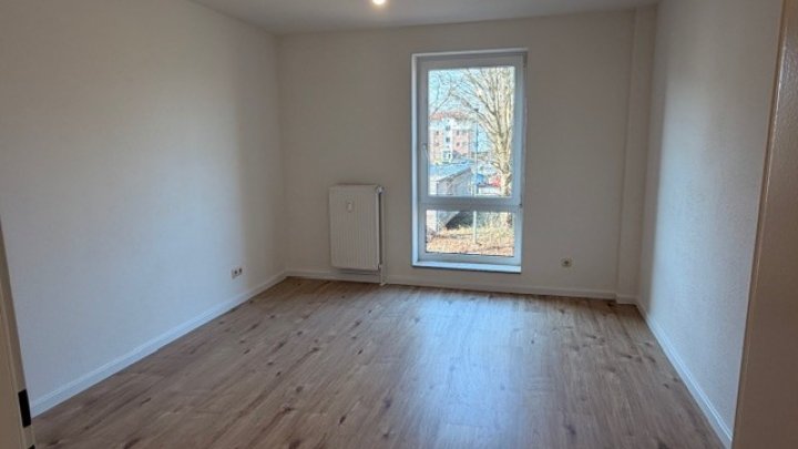 Eine Kaltmiete geschenkt! Mit WBS: 2-ZW mit Balkon, Einsteinstr. 19, Brunsbüttel - Otto Stöben GmbH