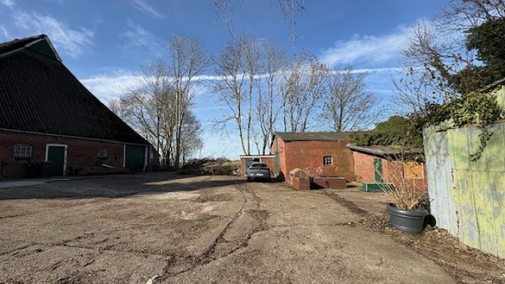 Landsitz Alleinlage in der Nähe von Wilster teilweise unter Reet Otto Stöben GmbH