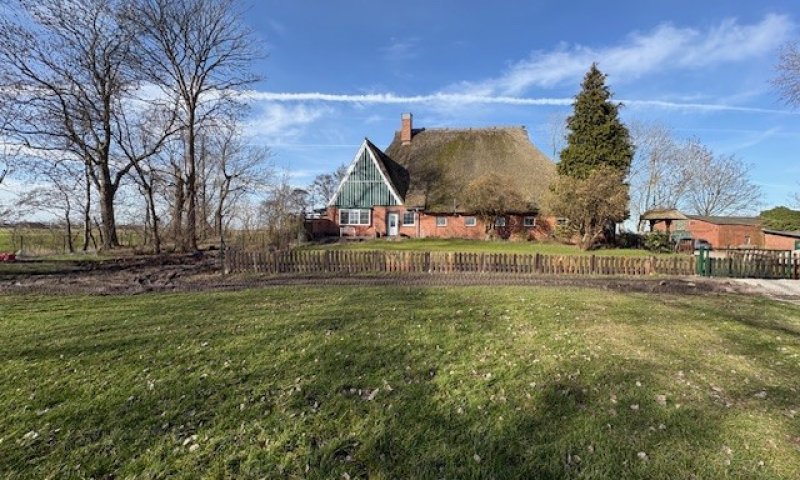 Landsitz Alleinlage in der Nähe von Wilster teilweise unter Reet Otto Stöben GmbH