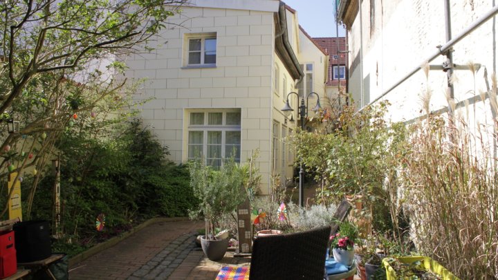 zentral gelegene 2-ZW in Flensburg: Große Str. 46 zu vermieten! Otto Stöben GmbH