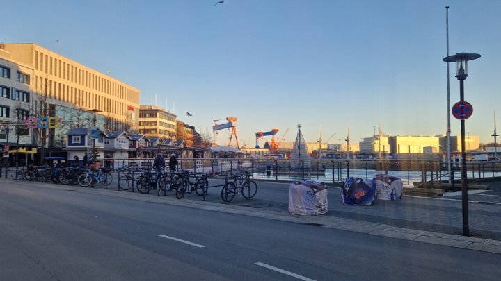 Moderne Gastrofläche am Bootshafen in Kiel! OTTO STÖBEN!