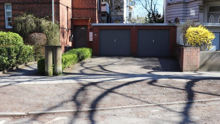 Prestige in St. Jürgen: Klassisches Mehrfamilienhaus in begehrter Lage von Lübeck! OTTO STÖBEN!