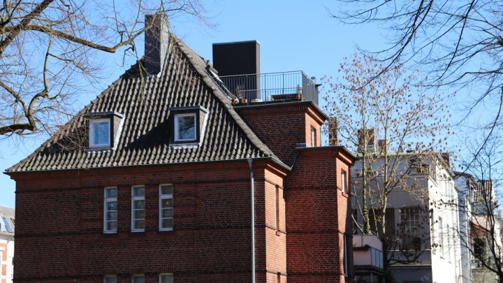 Prestige in St. Jürgen: Klassisches Mehrfamilienhaus in begehrter Lage von Lübeck! OTTO STÖBEN!