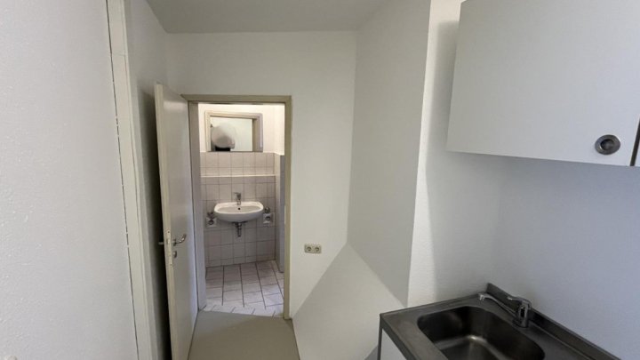 Attraktive Gewerbeeinheit in zentraler Lage von Lübeck! OTTO STÖBEN!