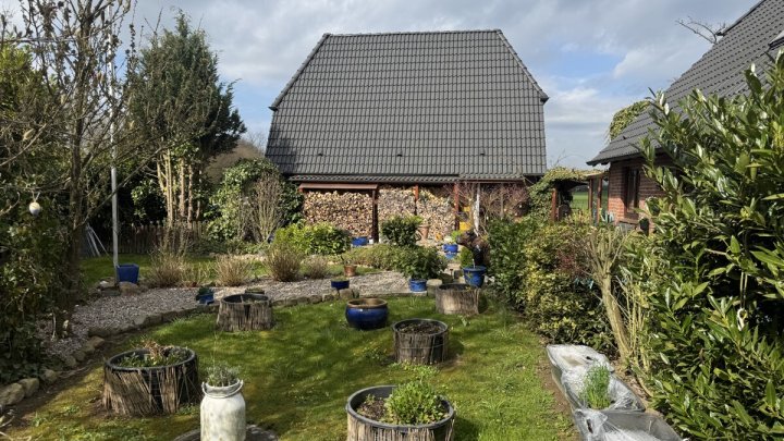 Moderne Wohlfühloase mit Potenzial für bis zu 3 Wohneinheiten - OTTO STÖBEN GmbH