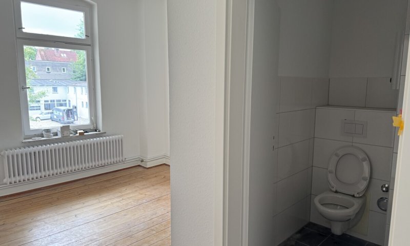 Erstbezug nach Renovierung! 2 ZW in der Harriesstr. 7 in Kiel - OTTO STÖBEN GmbH