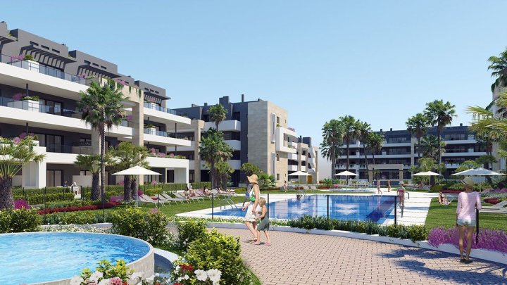 Appartements mit 3 Schlafzimmern in wunderschöner Anlage mit Gemeinschaftspools und Whirlpools nur 800 m vom Strand