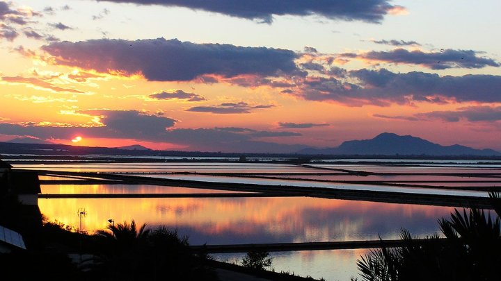 Exklusive Wohnungen mit 3 Schlafzimmern, Meerblick, Klimaanlage und Gemeinschaftspool nur ca. 800 m vom Strand