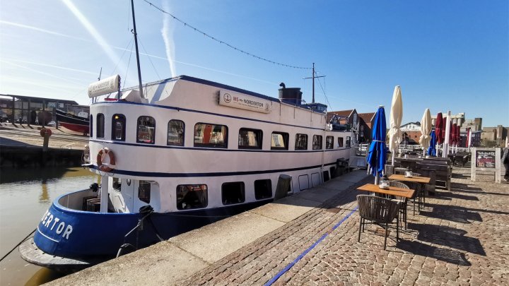 Schiffgastronomie Husum Ahoi! Komm an Bord und sei dein eigener Chef! OTTO STÖBEN!