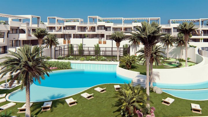 Erdgeschoss-Wohnungen mit 2 Schlafzimmern, 2 Bädern, 2 Terrassen, optionalem Tiefgaragenstellplatz und Gemeinschaftspool