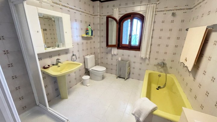 Traumhaftes Haus am Montgo mit grandiosem Meerblick, Pool und Garage